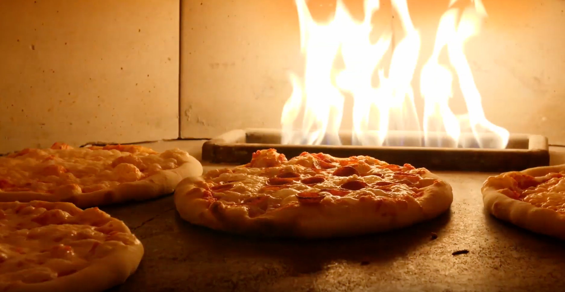 Mt. Chuckanut 4' Wood or Gas Artisan Pizza Oven - Wood Stone