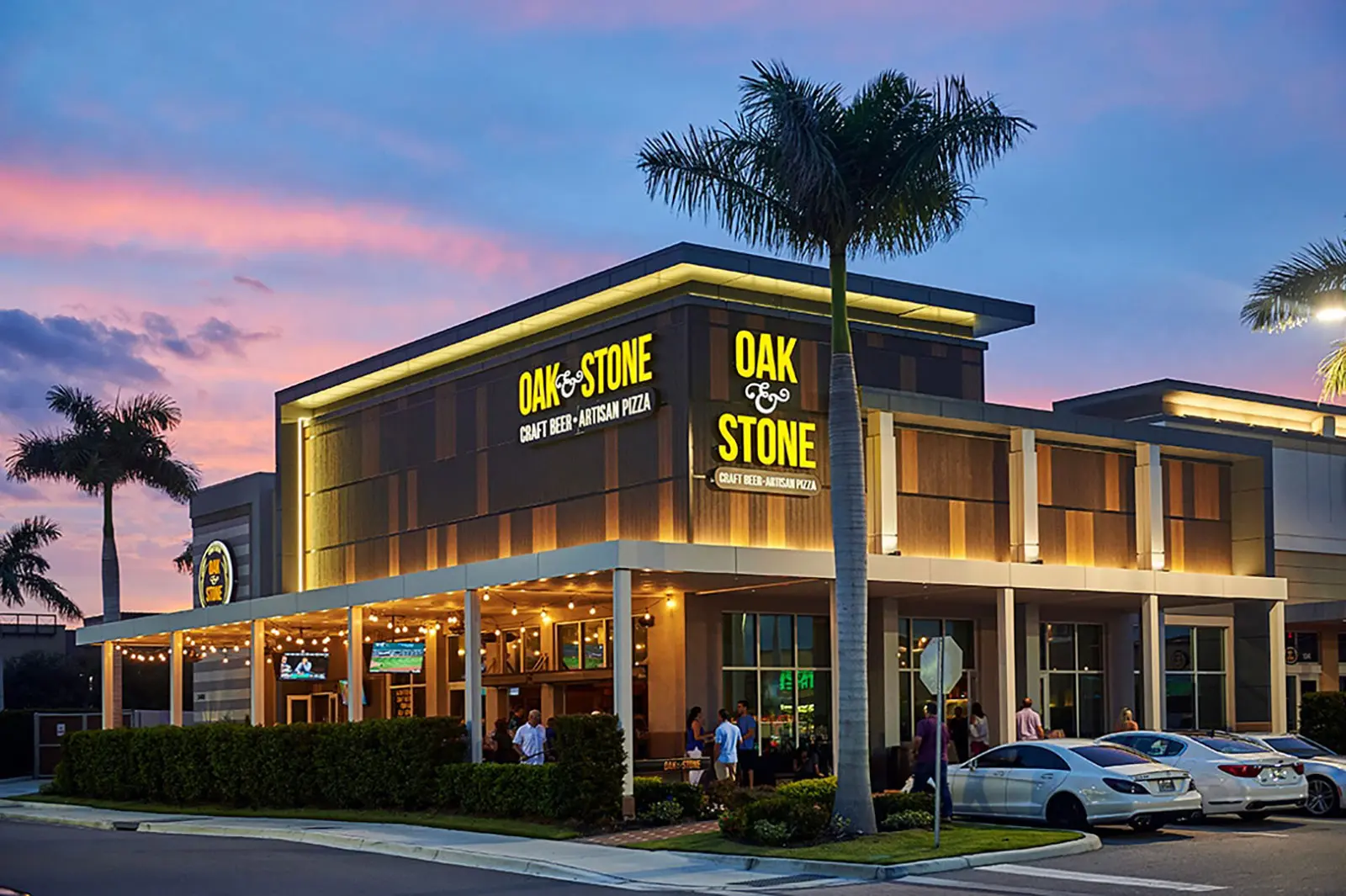Oak&Stone Exterior