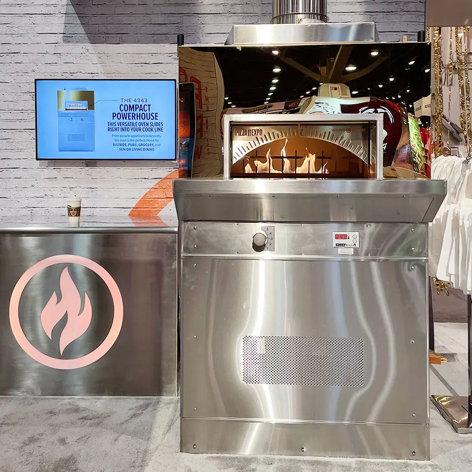 تقديم خط البيسترو الخاص بنا