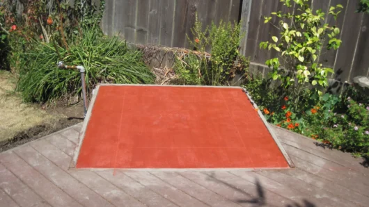 Red slab